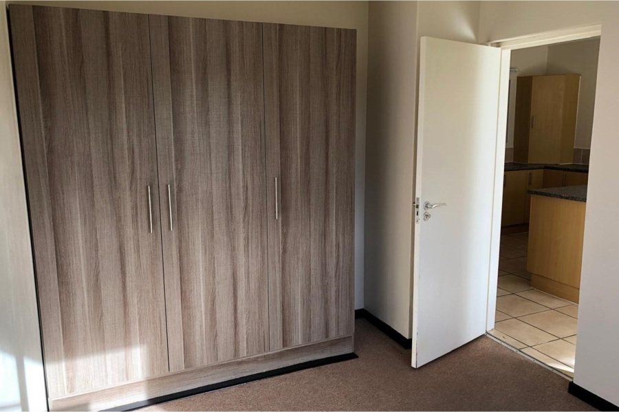 To Let 1 Bedroom Property for Rent in Beacon Bay Eastern Cape